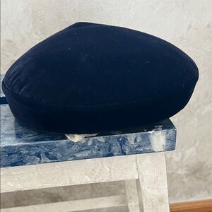 Vintage Blue Velvet Beret